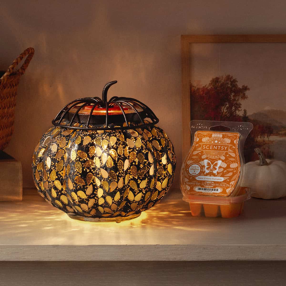 October Scent and Warmer of the Month SCENTSY