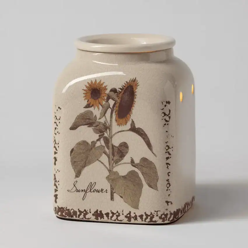Scentsy WarmerRusticSunflowerPACKSHOTMainGlowR PWS highres